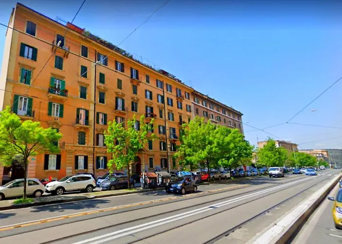 Vacanze Romane Colosseo *
