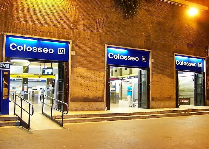 Vacanze Romane Colosseo * Rome
